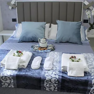 דירה Mariana Luxury, נאפולי